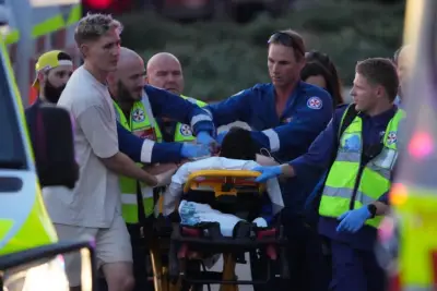 Gunmen kill 9 people at Sydney’s Bondi Beach with 1 shooter dead and another arrested