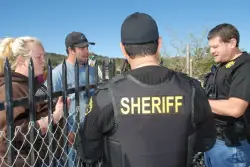 Bill to study transitional housing for sexually violent predators advances