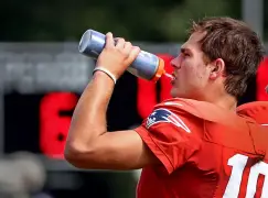 Patriots QB Drake Maye among six 2025 team captains